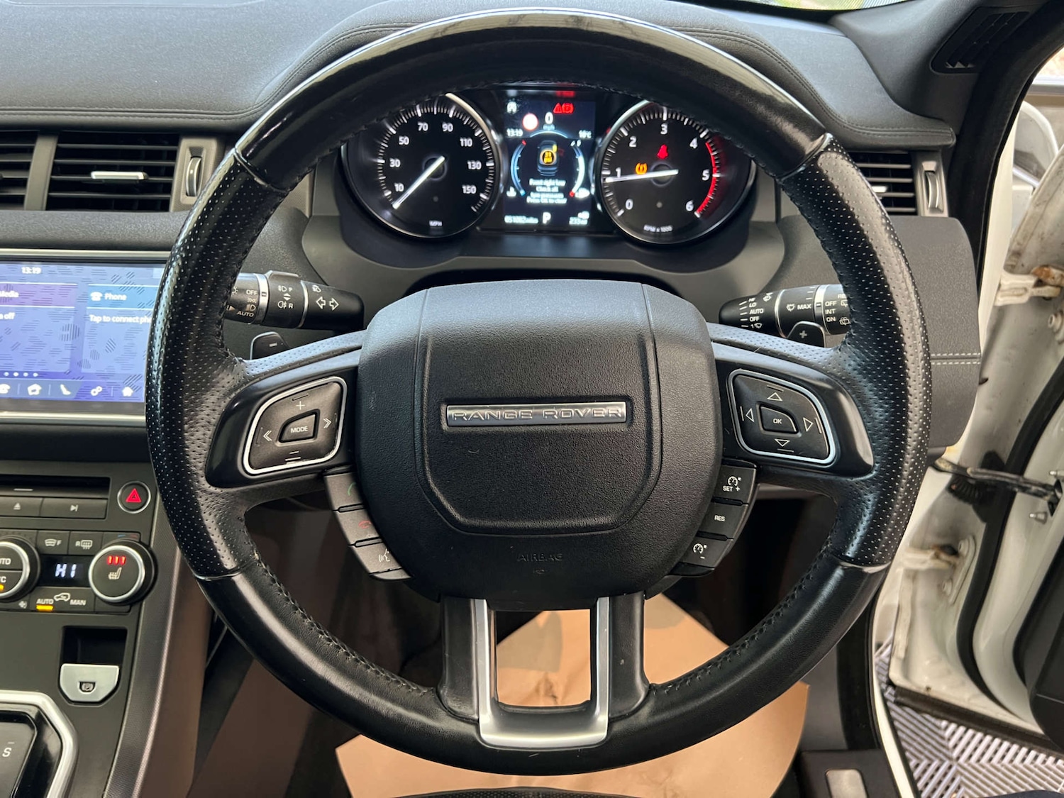 Used Land Rover Range Rover Evoque 2019 for sale - 76735801: Photo 17