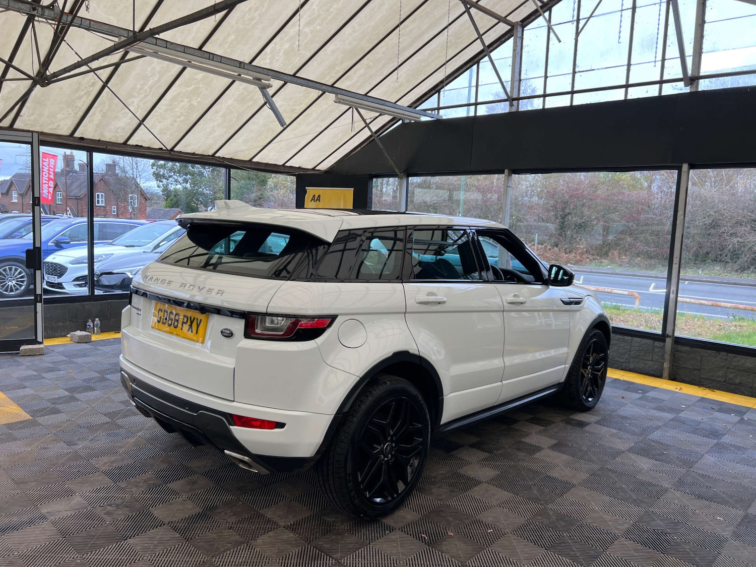 Used Land Rover Range Rover Evoque 2019 for sale - 76735801: Photo 7