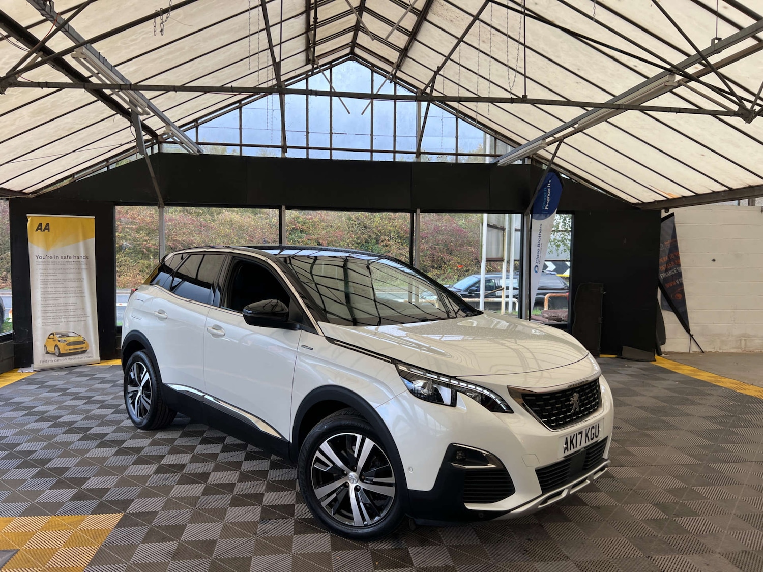 Used Peugeot 3008 2017 for sale - 76363981: Photo 1