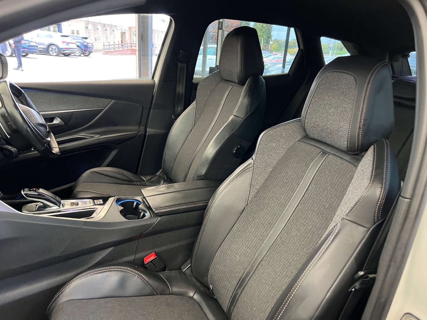 Used Peugeot 3008 2017 for sale - 76363981: Photo 24