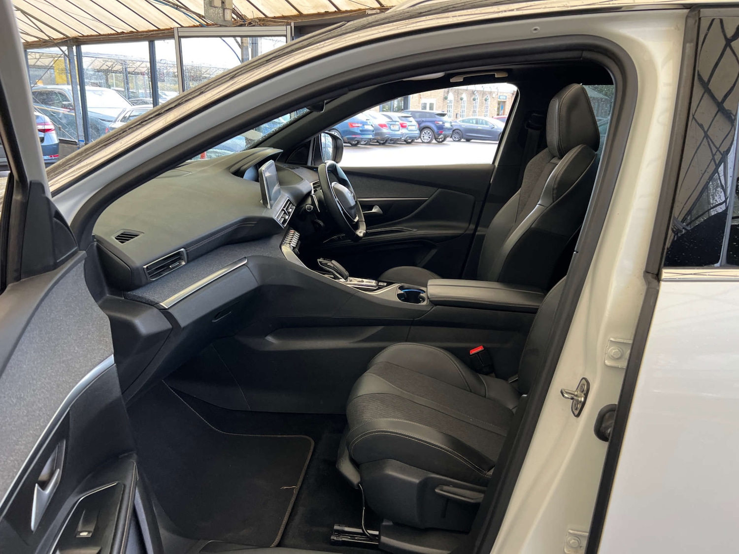 Used Peugeot 5008 2020 for sale - 76376986: Photo 23