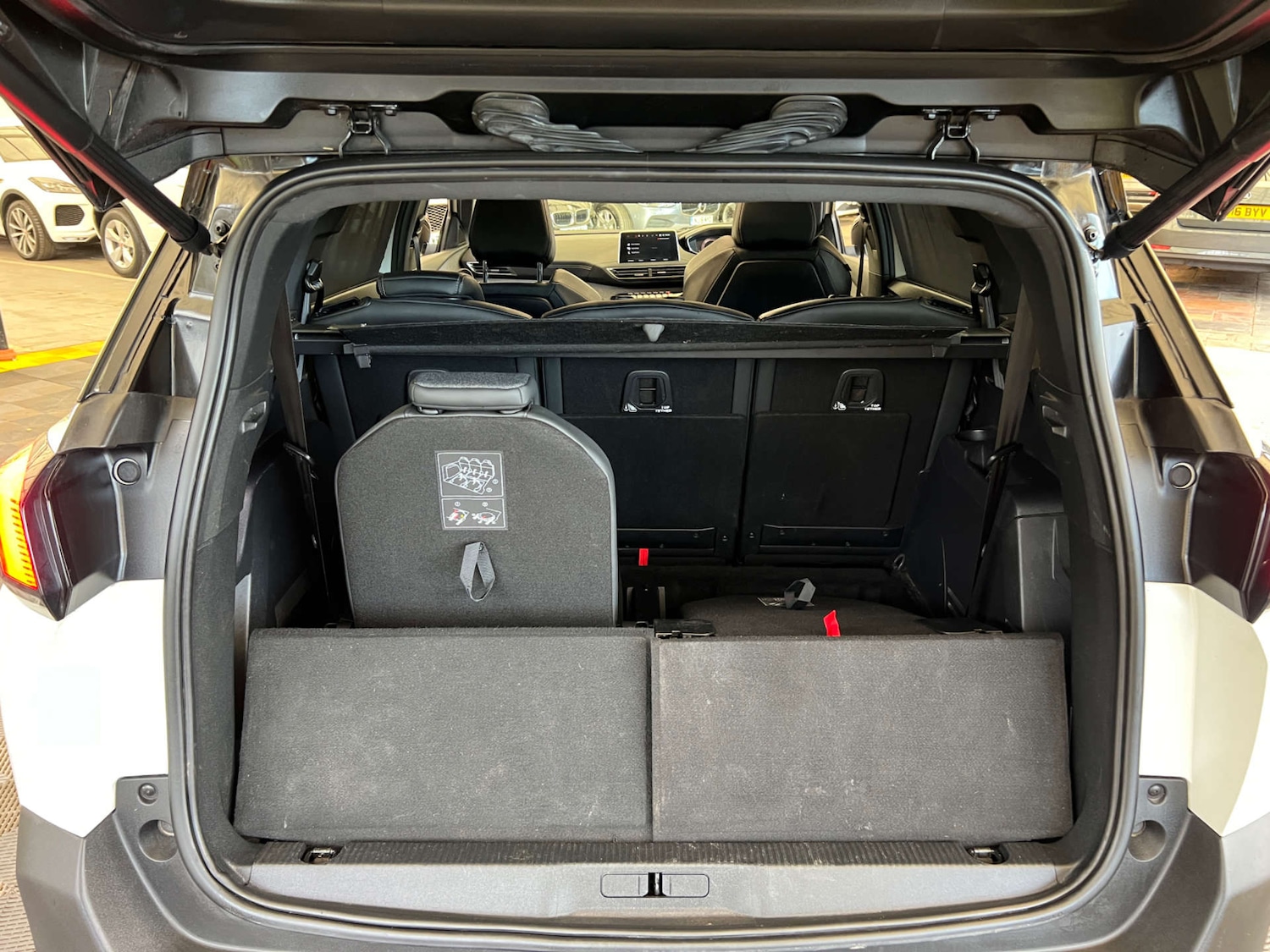 Used Peugeot 5008 2020 for sale - 76376986: Photo 34
