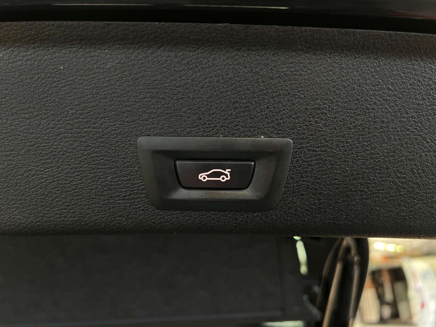 Used BMW X4 2017 for sale - 77508827: Photo 19