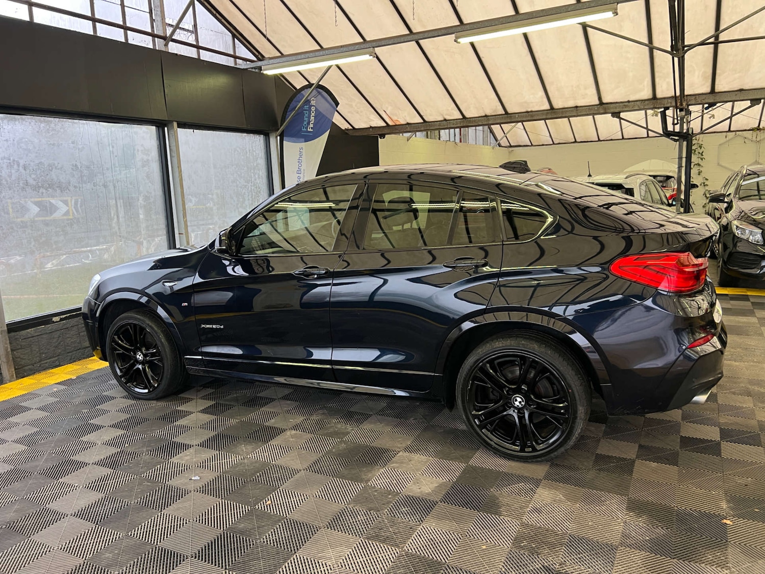 Used BMW X4 2017 for sale - 77508827: Photo 5