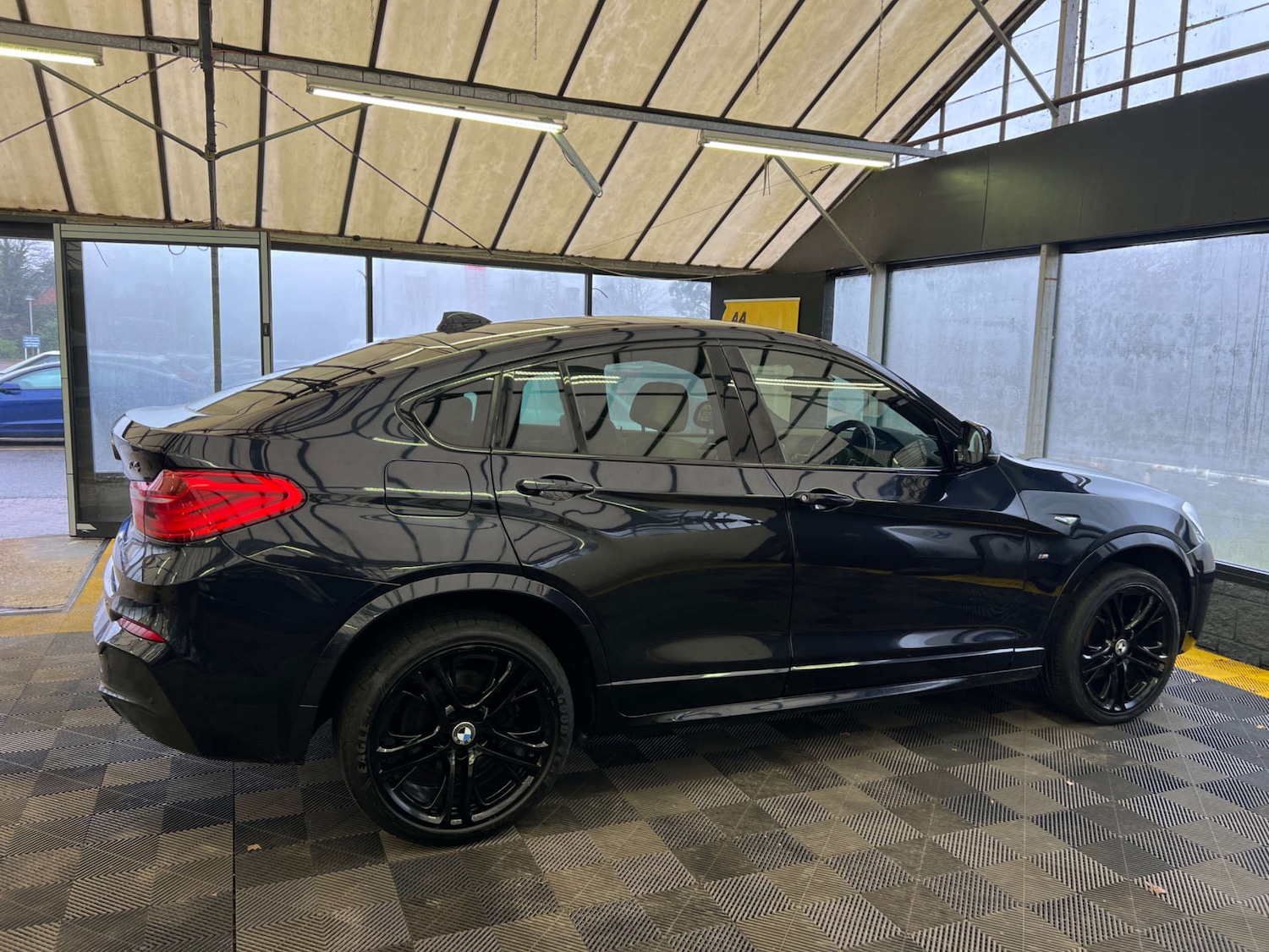 Used BMW X4 2017 for sale - 77508827: Photo 7