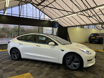 Used Tesla Model 3 2020 for sale - 77523128: Photo