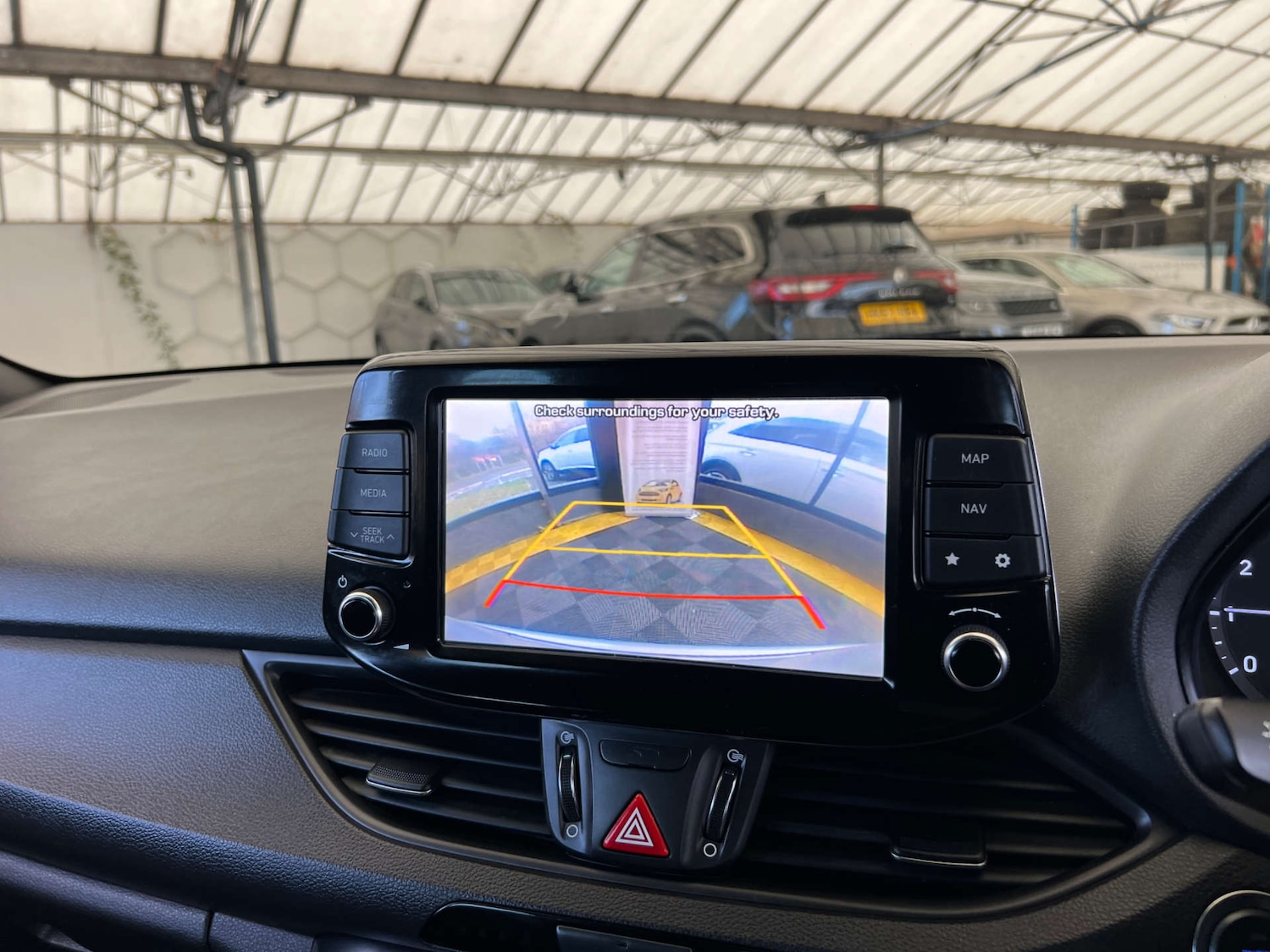 Used Hyundai i30 2019 for sale - 76520317: Photo 24