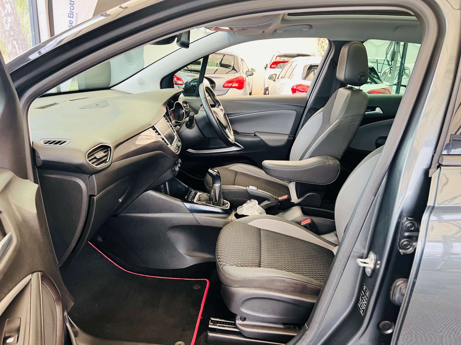 Used Vauxhall Crossland X 2018 for sale - 76565656: Photo 25