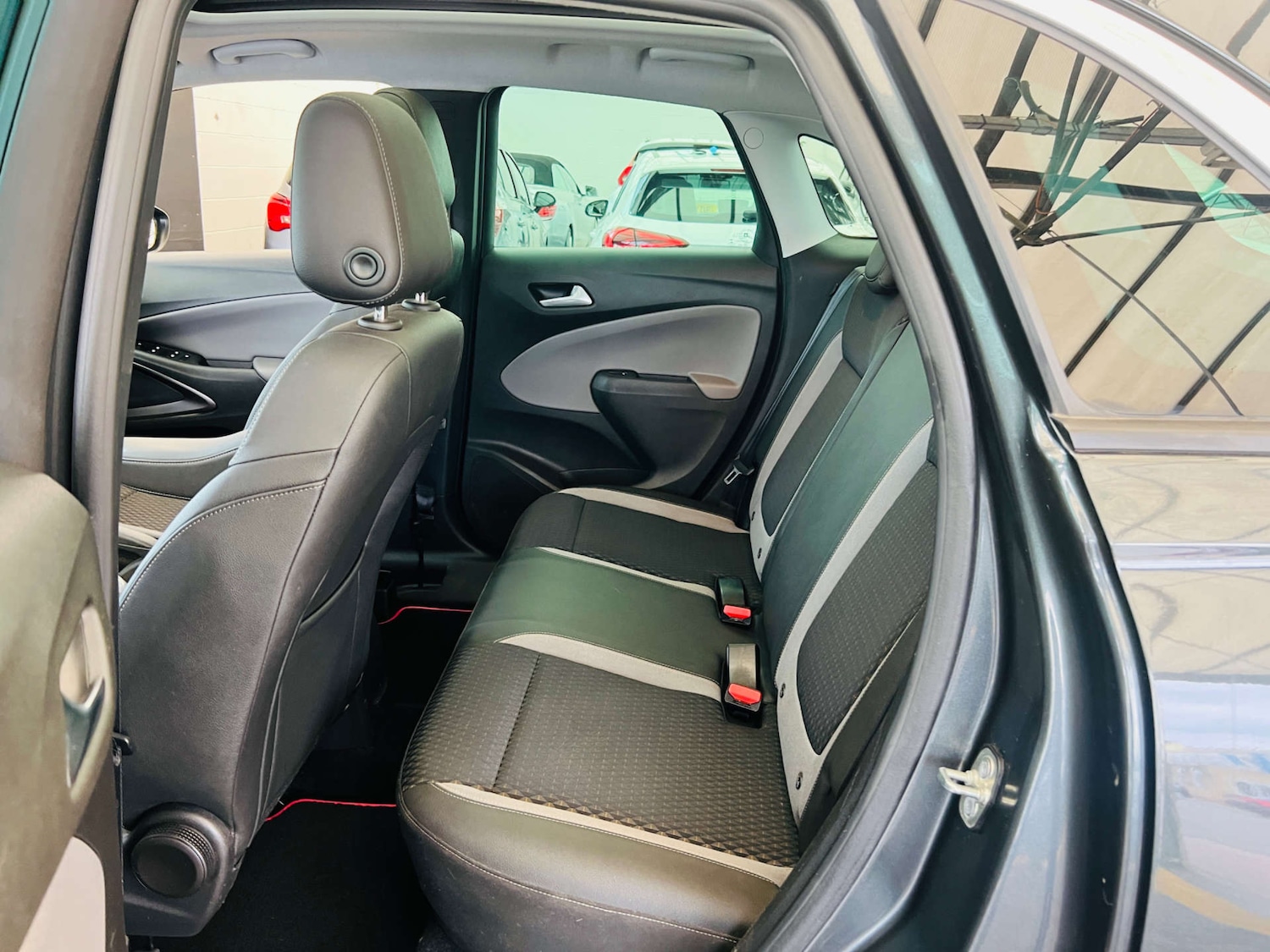 Used Vauxhall Crossland X 2018 for sale - 76565656: Photo 30