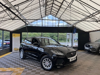 2019 - 2.0 E-Pace R-Dynamic D 4X2 5dr