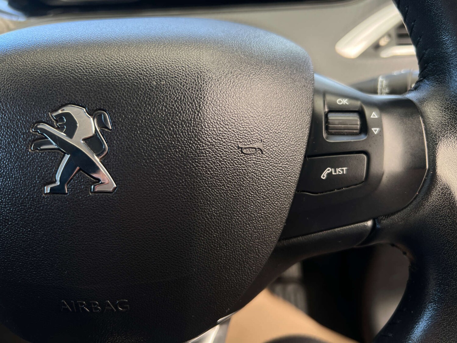 Used Peugeot 208 2019 for sale - 77888839: Photo 15