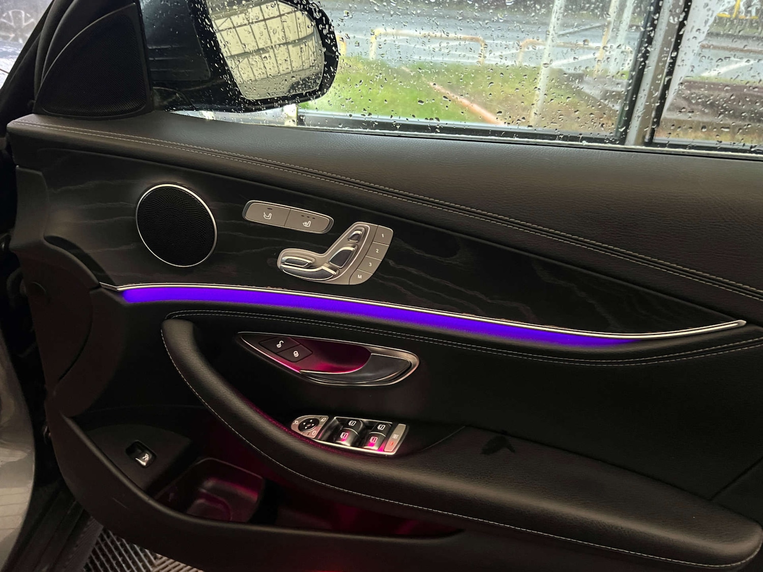 Used Mercedes-Benz E Class 2018 for sale - 77022653: Photo 9