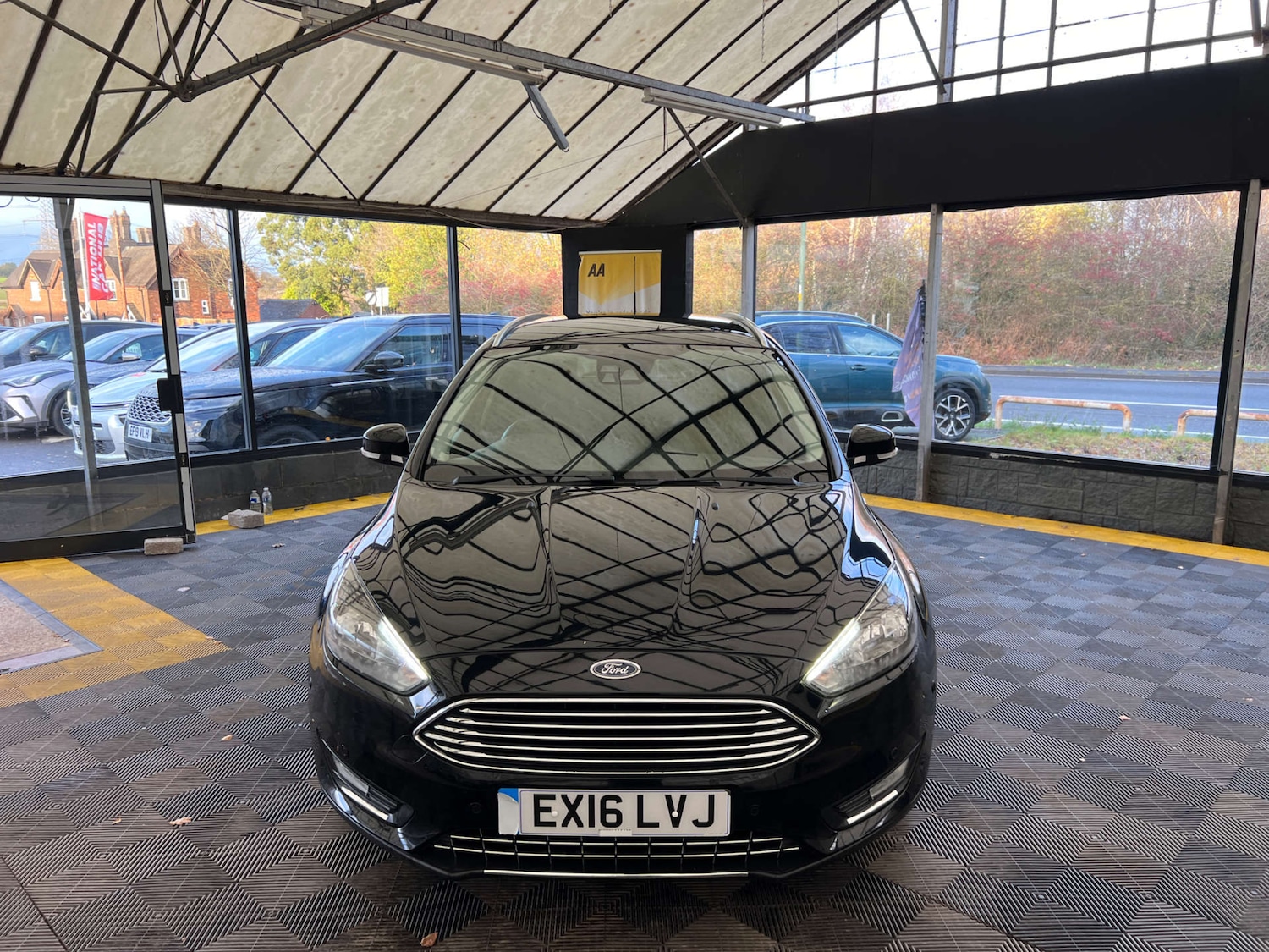 Used Ford Focus 2016 for sale - 76848474: Photo 2