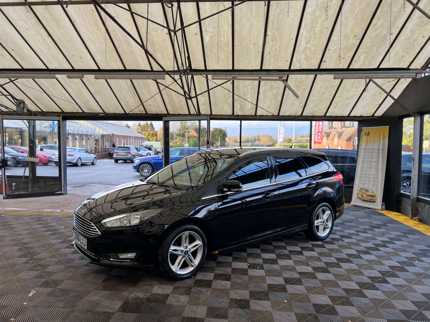 Used Ford Focus 2016 for sale - 76848474: Photo 3