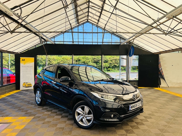 Used Honda HR-V 2018 for sale - 75107046: Photo 1