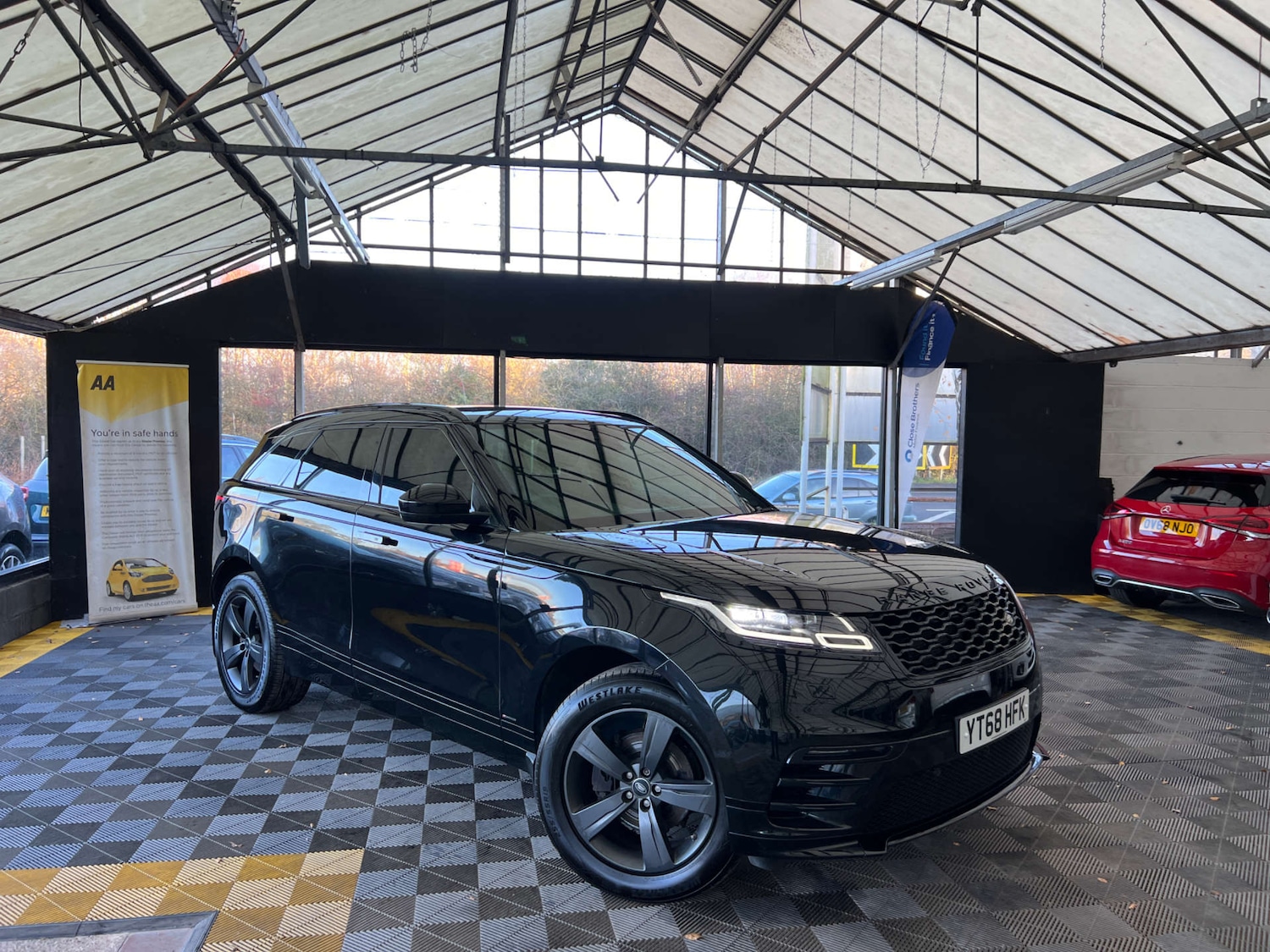 Used Land Rover Range Rover Velar 2018 for sale - 76940206: Photo 1