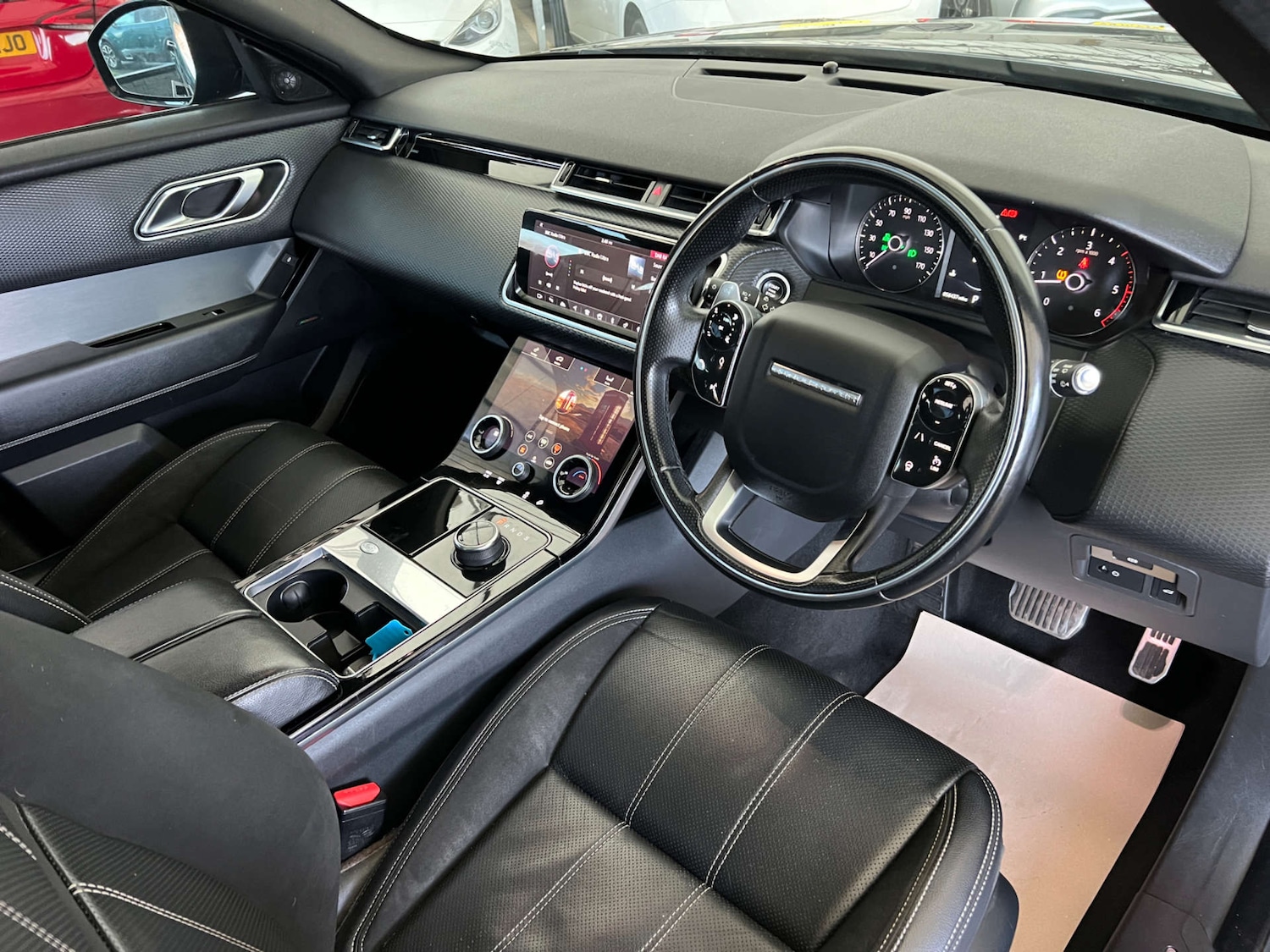 Used Land Rover Range Rover Velar 2018 for sale - 76940206: Photo 12