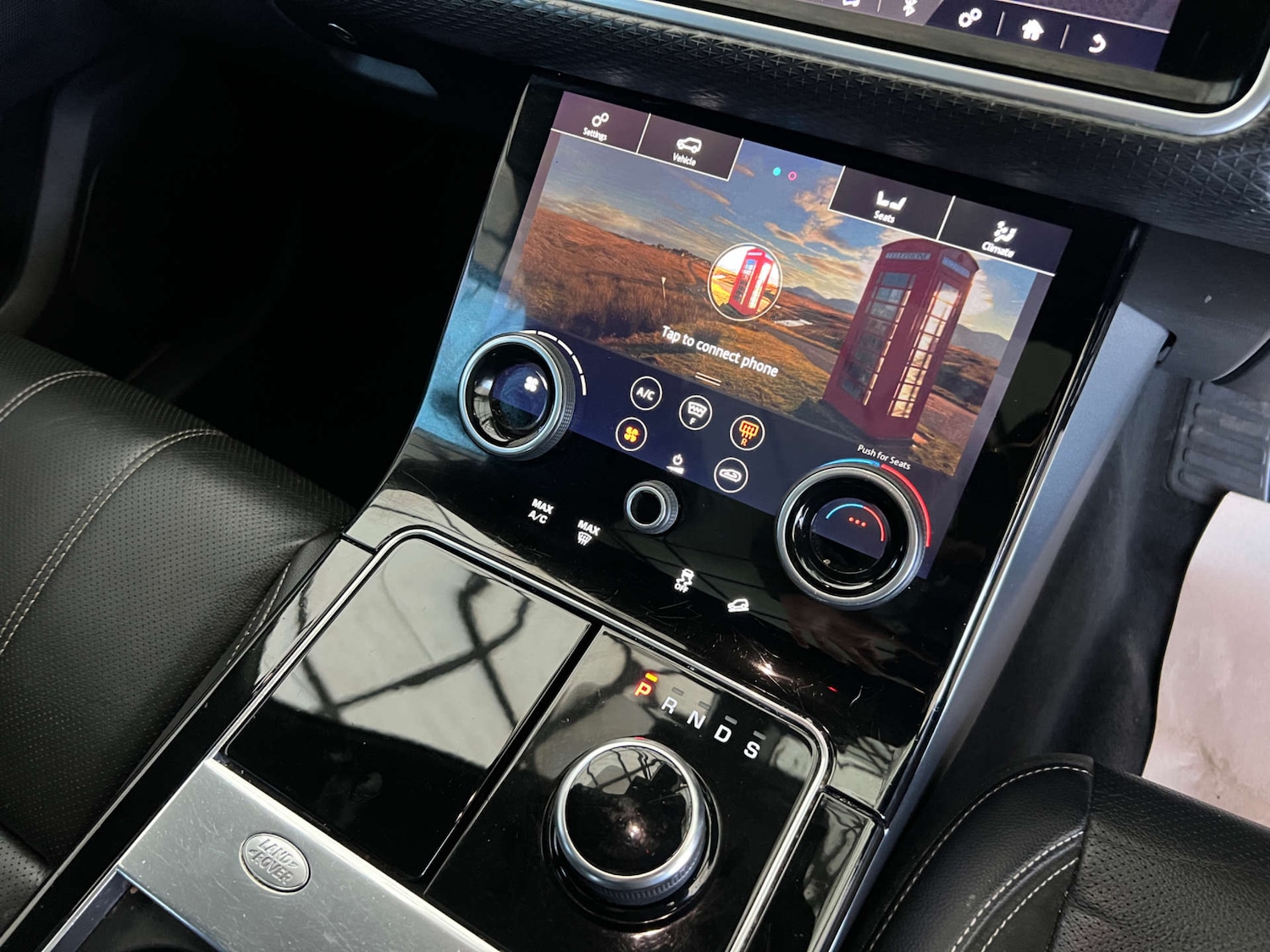 Used Land Rover Range Rover Velar 2018 for sale - 76940206: Photo 19