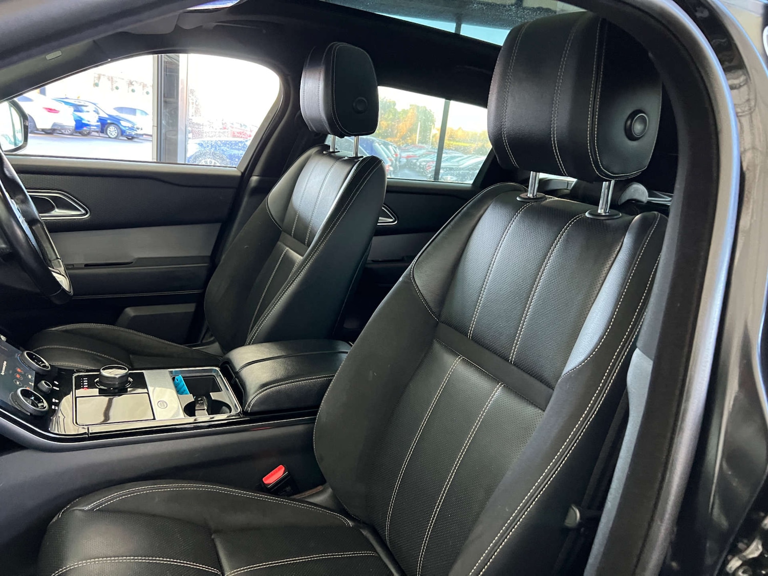 Used Land Rover Range Rover Velar 2018 for sale - 76940206: Photo 24