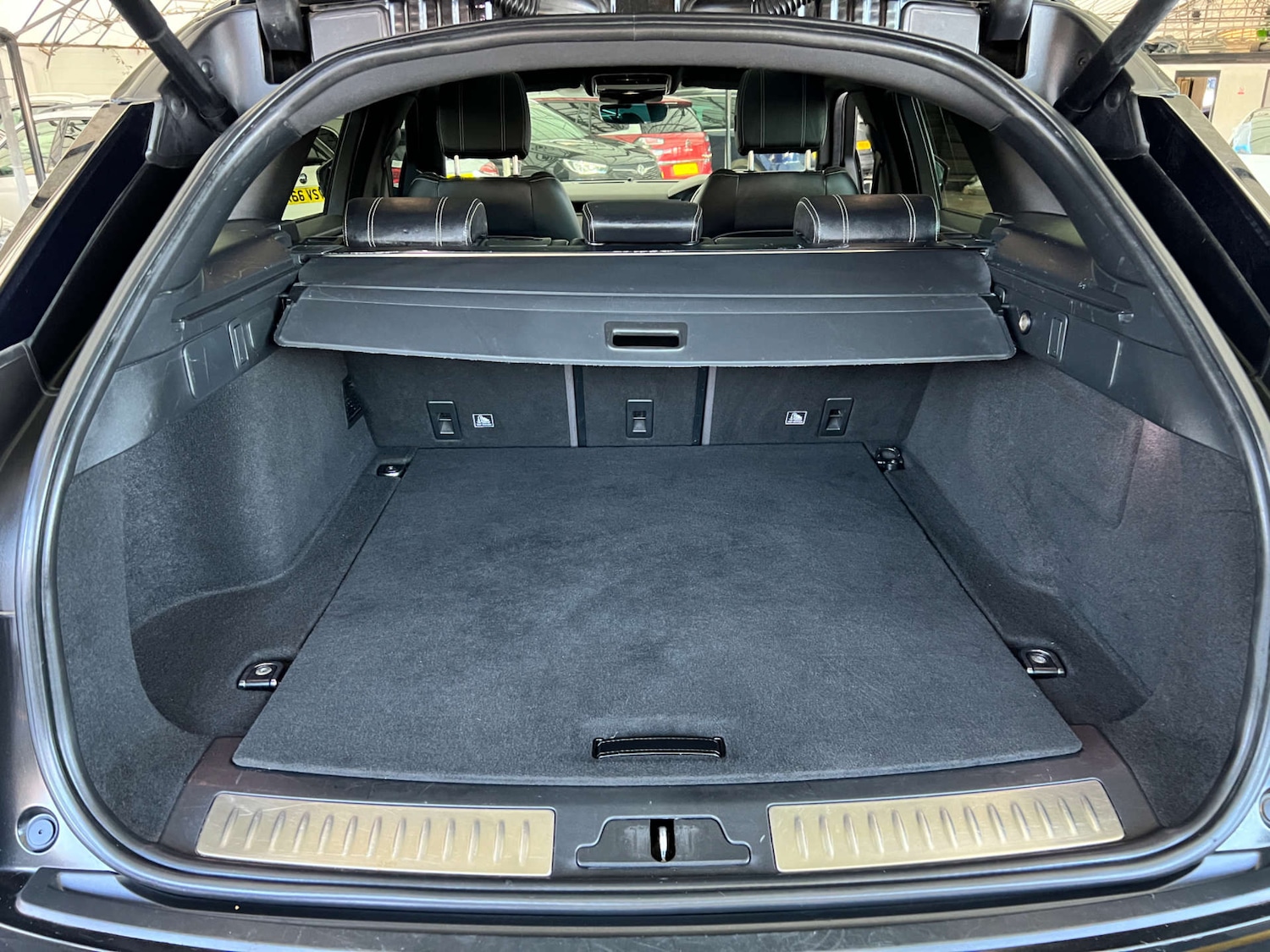 Used Land Rover Range Rover Velar 2018 for sale - 76940206: Photo 30