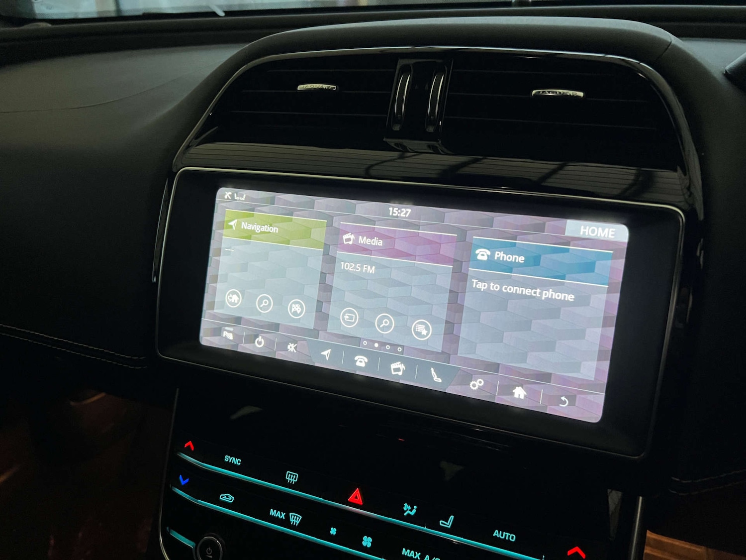 Used Jaguar XE 2019 for sale - 77022597: Photo 22