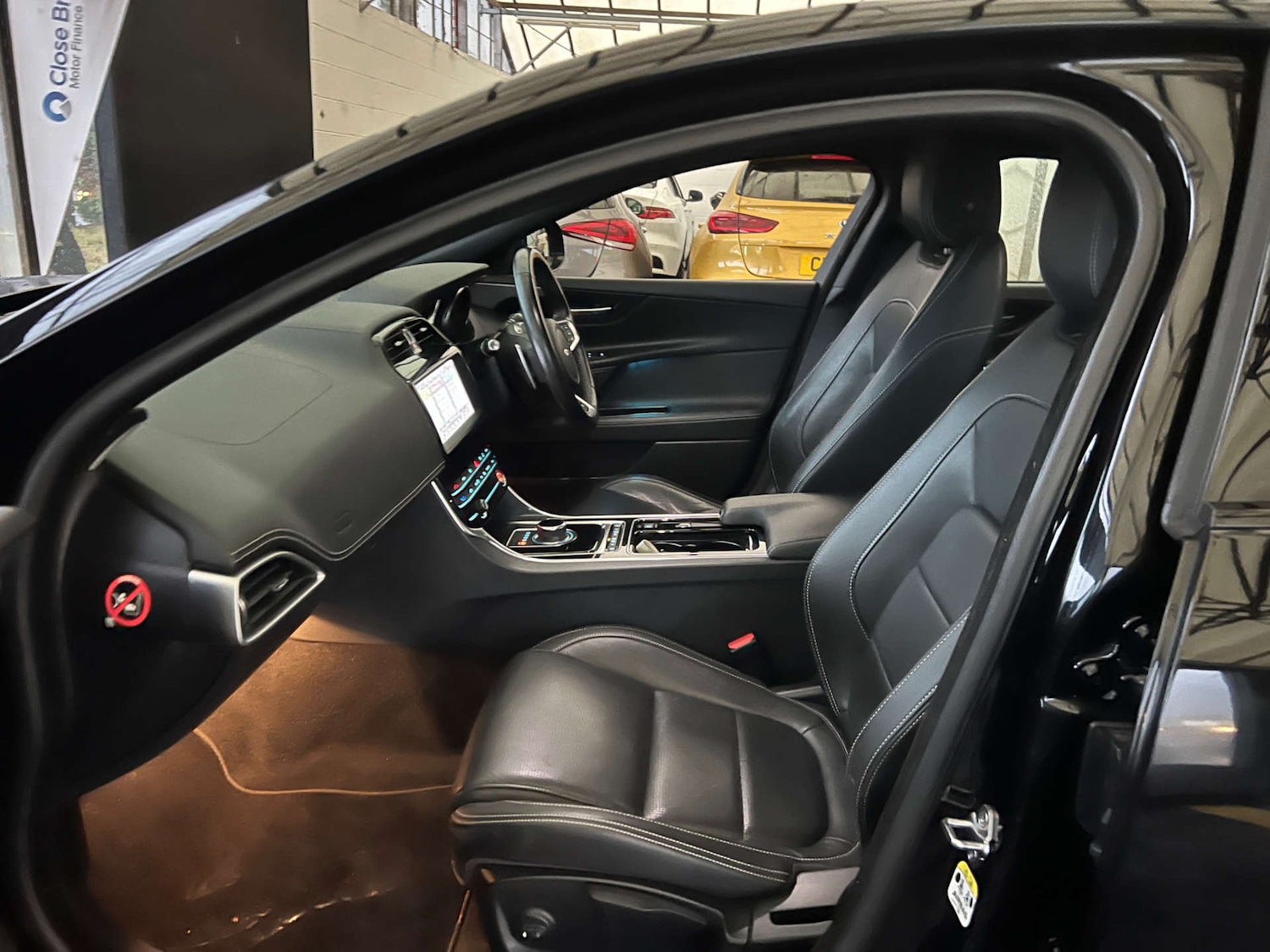 Used Jaguar XE 2019 for sale - 77022597: Photo 24