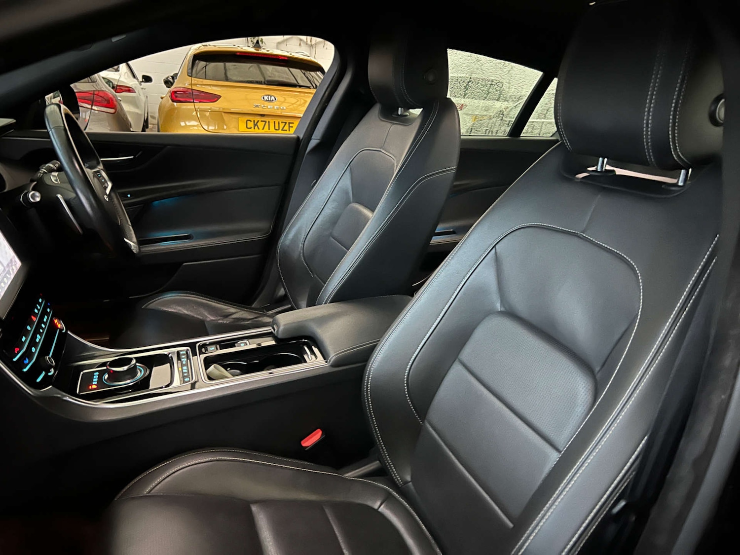 Used Jaguar XE 2019 for sale - 77022597: Photo 25