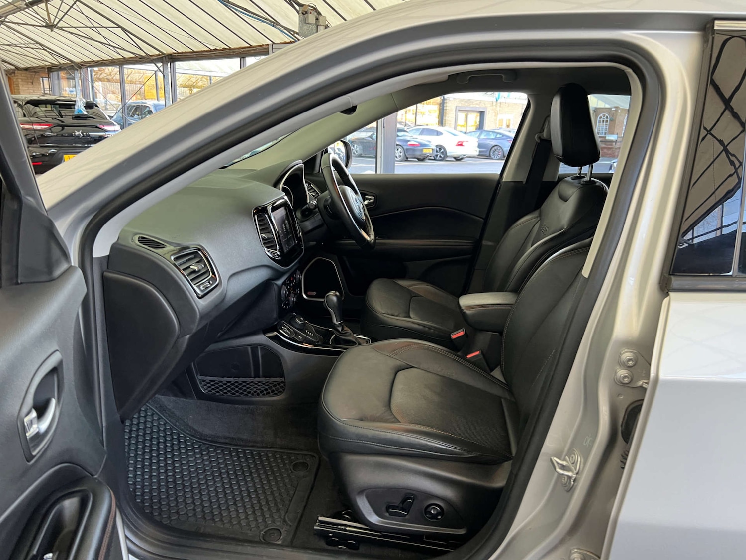 Used Jeep Compass 2019 for sale - 76910567: Photo 24