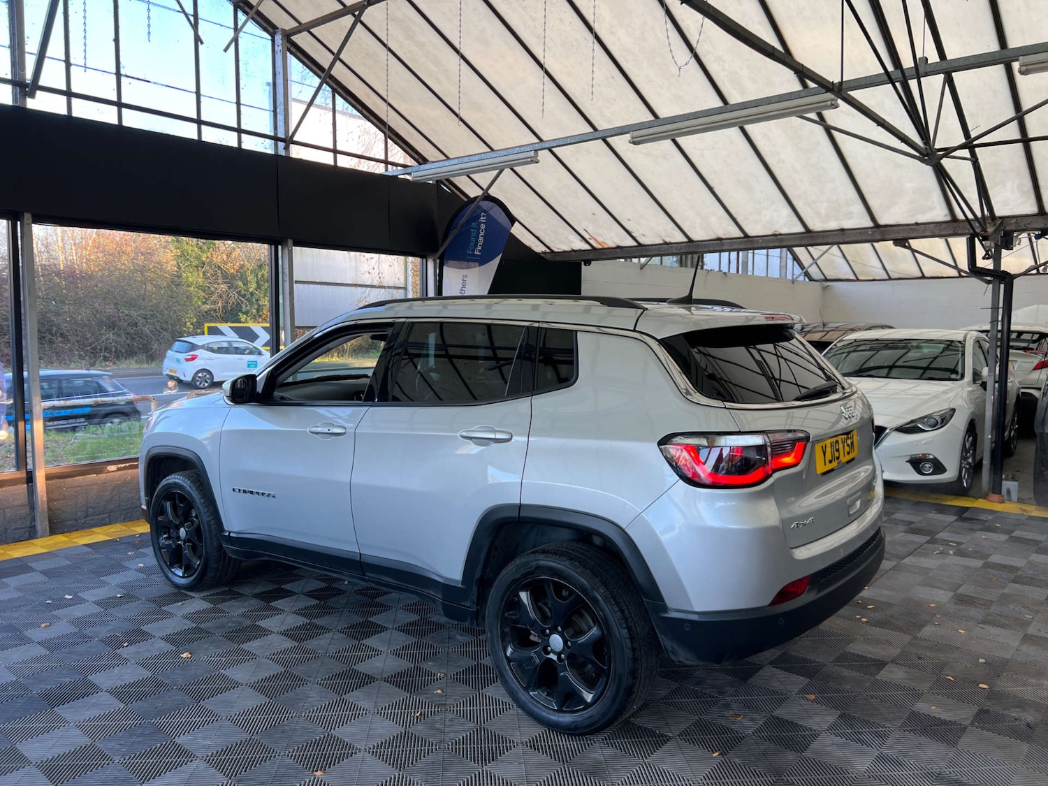 Used Jeep Compass 2019 for sale - 76910567: Photo 5