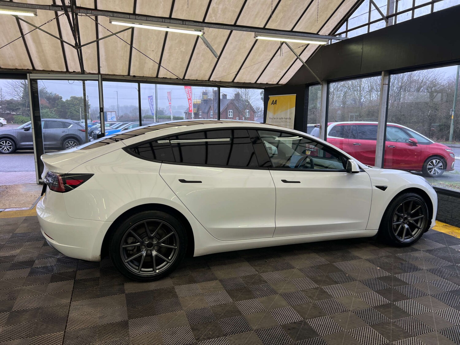 Used Tesla Model 3 2021 for sale - 77506809: Photo 9