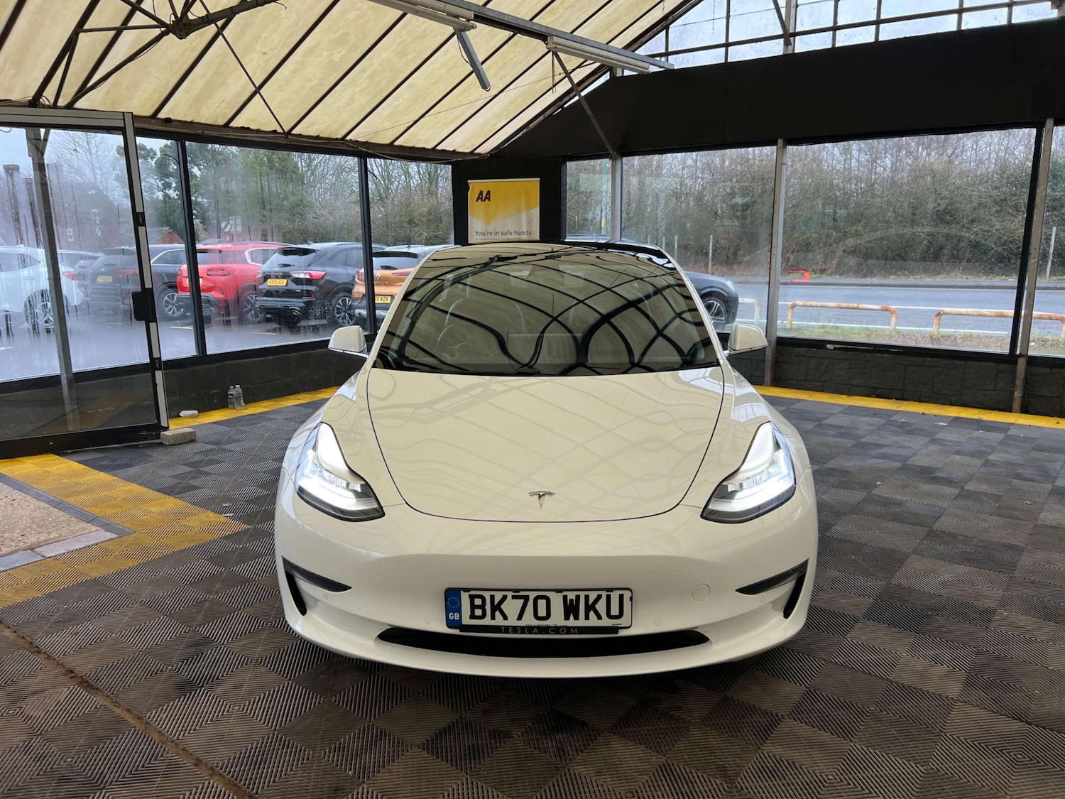 Used Tesla Model 3 2020 for sale - 77392210: Photo 4