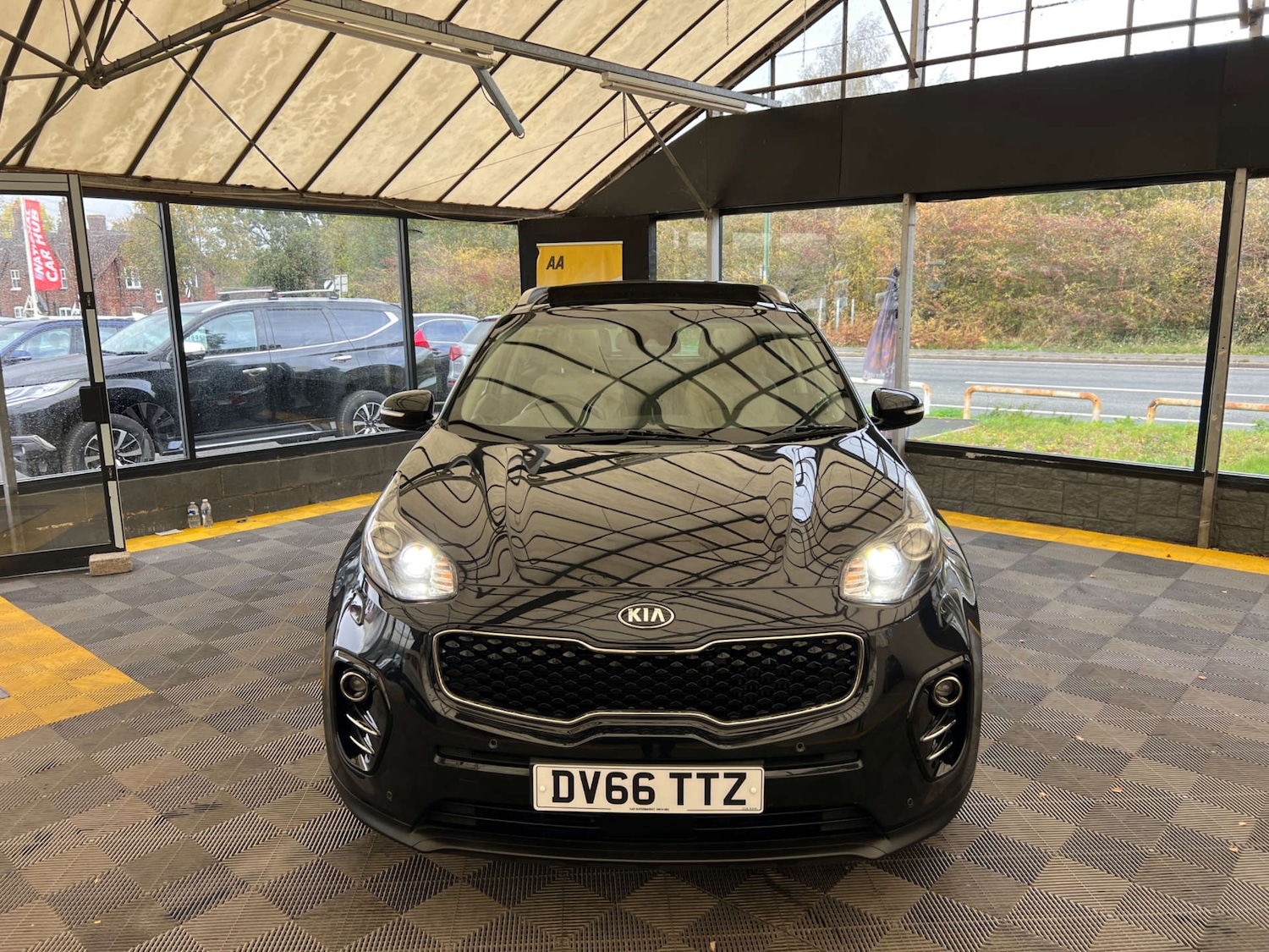 Used Kia Sportage 2016 for sale - 76363975: Photo 2