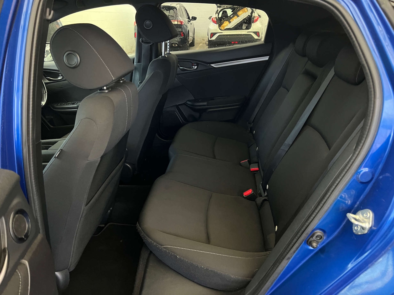 Used Honda Civic 2017 for sale - 77535044: Photo 23