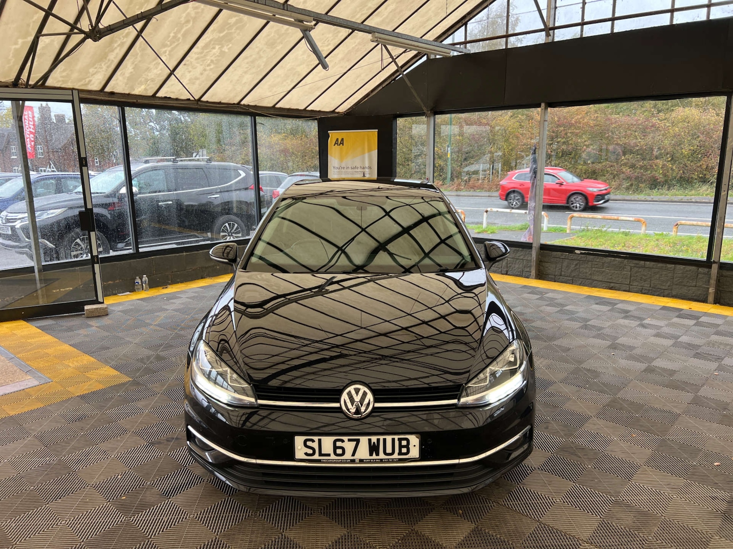 Used Volkswagen Golf 2017 for sale - 76601897: Photo 3