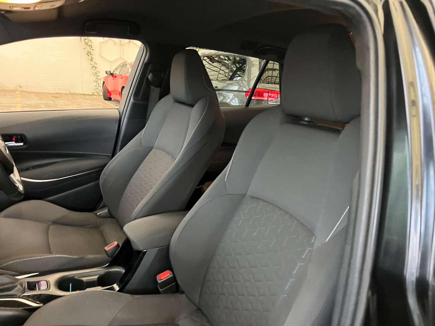 Used Toyota Corolla 2019 for sale - 76541322: Photo 26