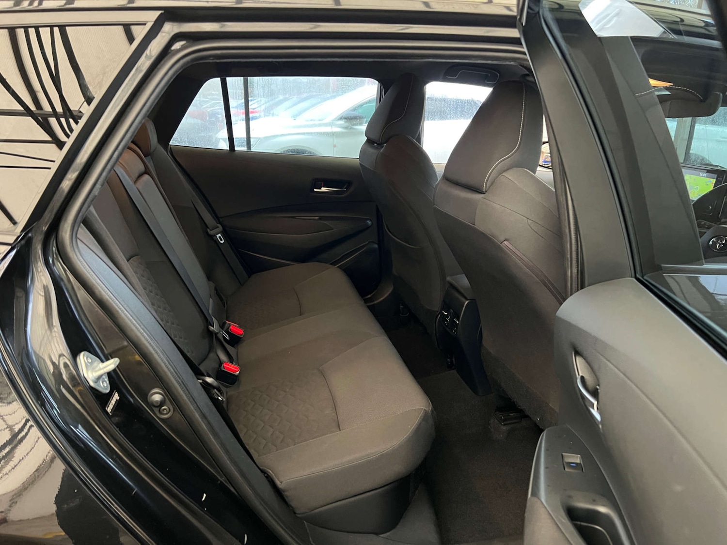 Used Toyota Corolla 2019 for sale - 76541322: Photo 28