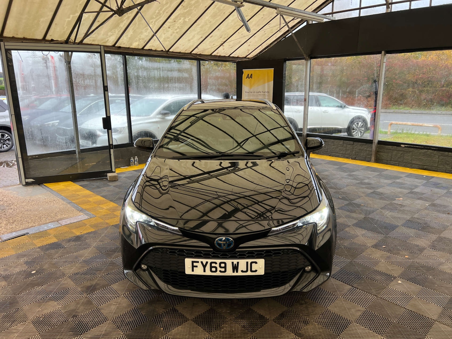 Used Toyota Corolla 2019 for sale - 76541322: Photo 3