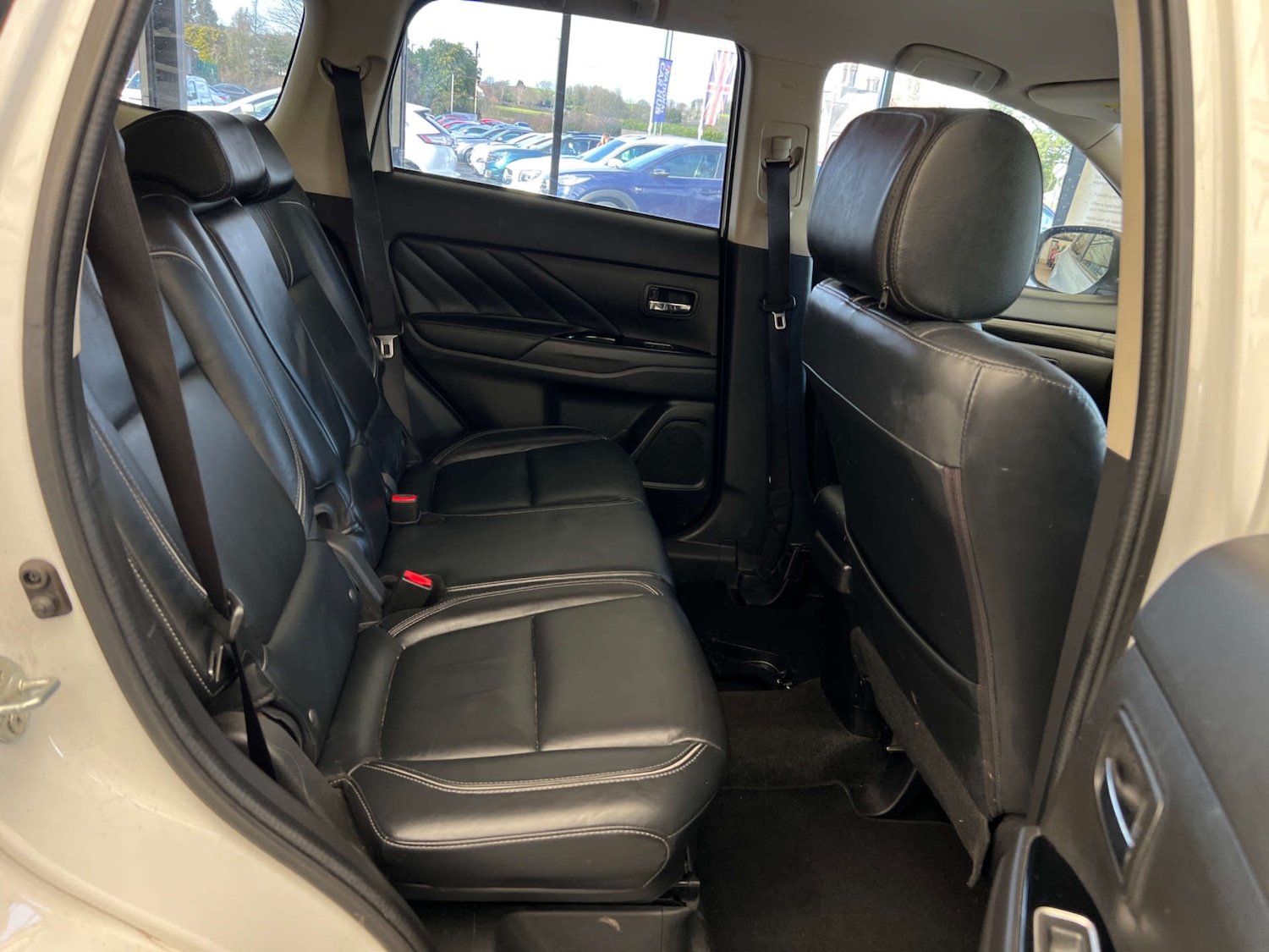 Used Mitsubishi Outlander 2018 for sale - 77656581: Photo 23