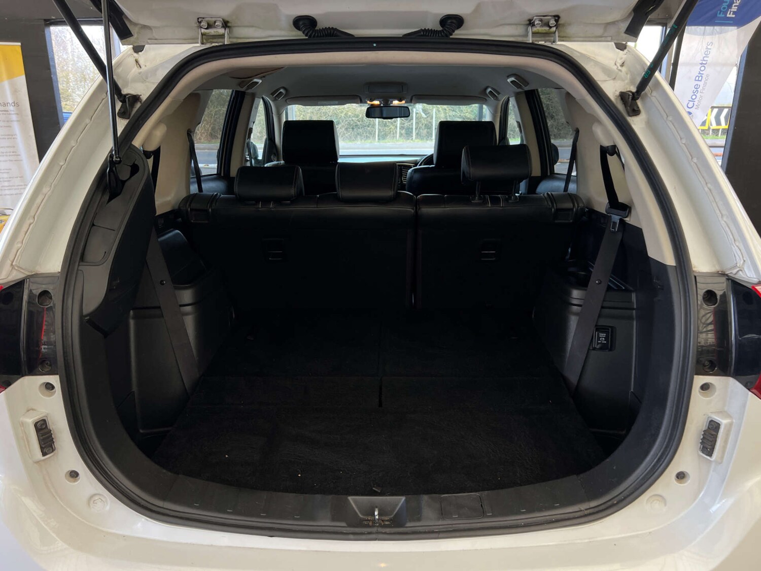 Used Mitsubishi Outlander 2018 for sale - 77656581: Photo 27