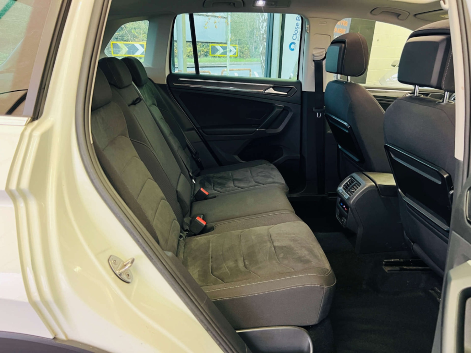 Used Volkswagen Tiguan 2017 for sale - 77170362: Photo 37