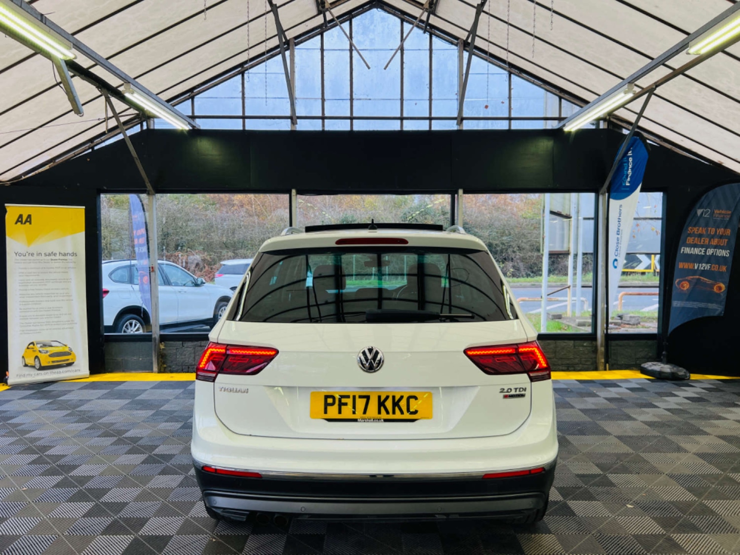 Used Volkswagen Tiguan 2017 for sale - 77170362: Photo 8