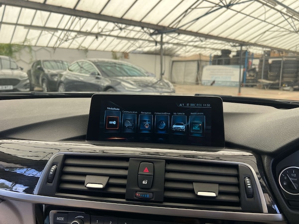 Used BMW 3 Series 2017 for sale - 76277842: Photo 24