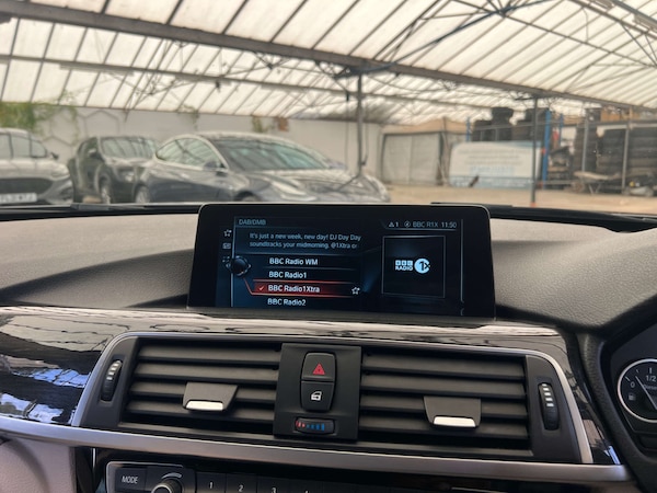 Used BMW 3 Series 2017 for sale - 76277842: Photo 25