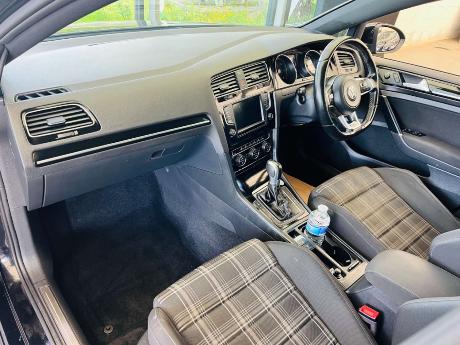 Used Volkswagen Golf 2017 for sale - 76921252: Photo 33