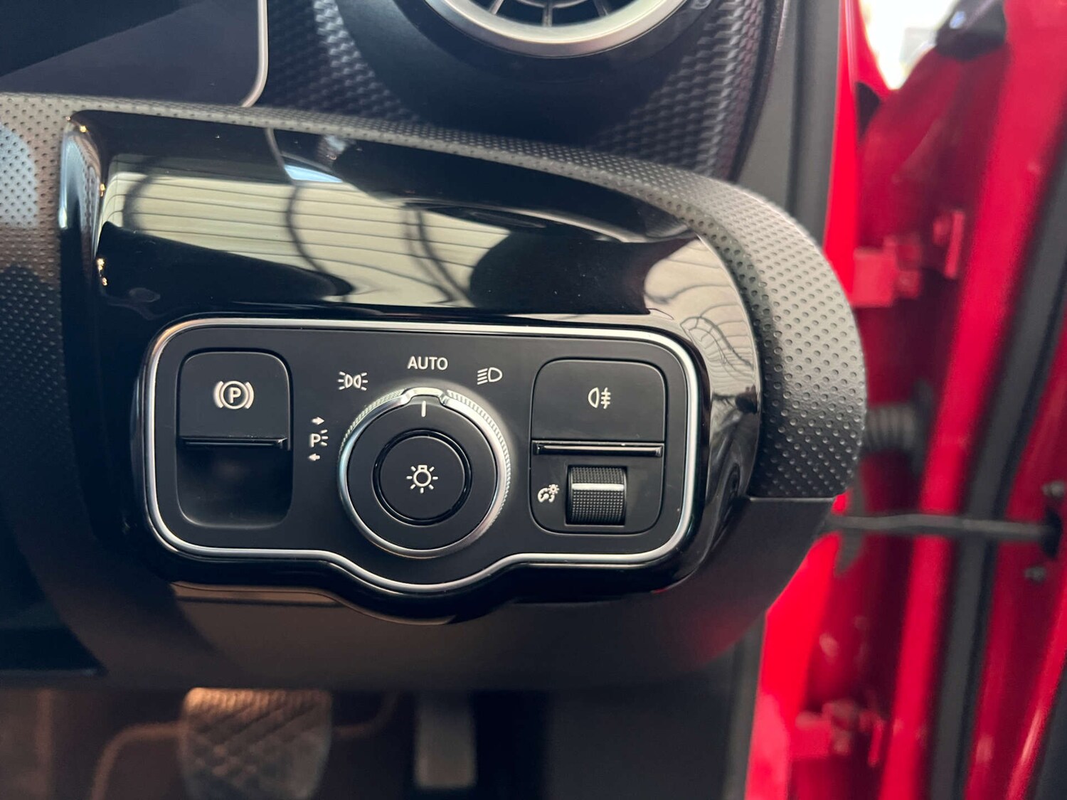 Used Mercedes-Benz A-Class 2018 for sale - 76910553: Photo 15