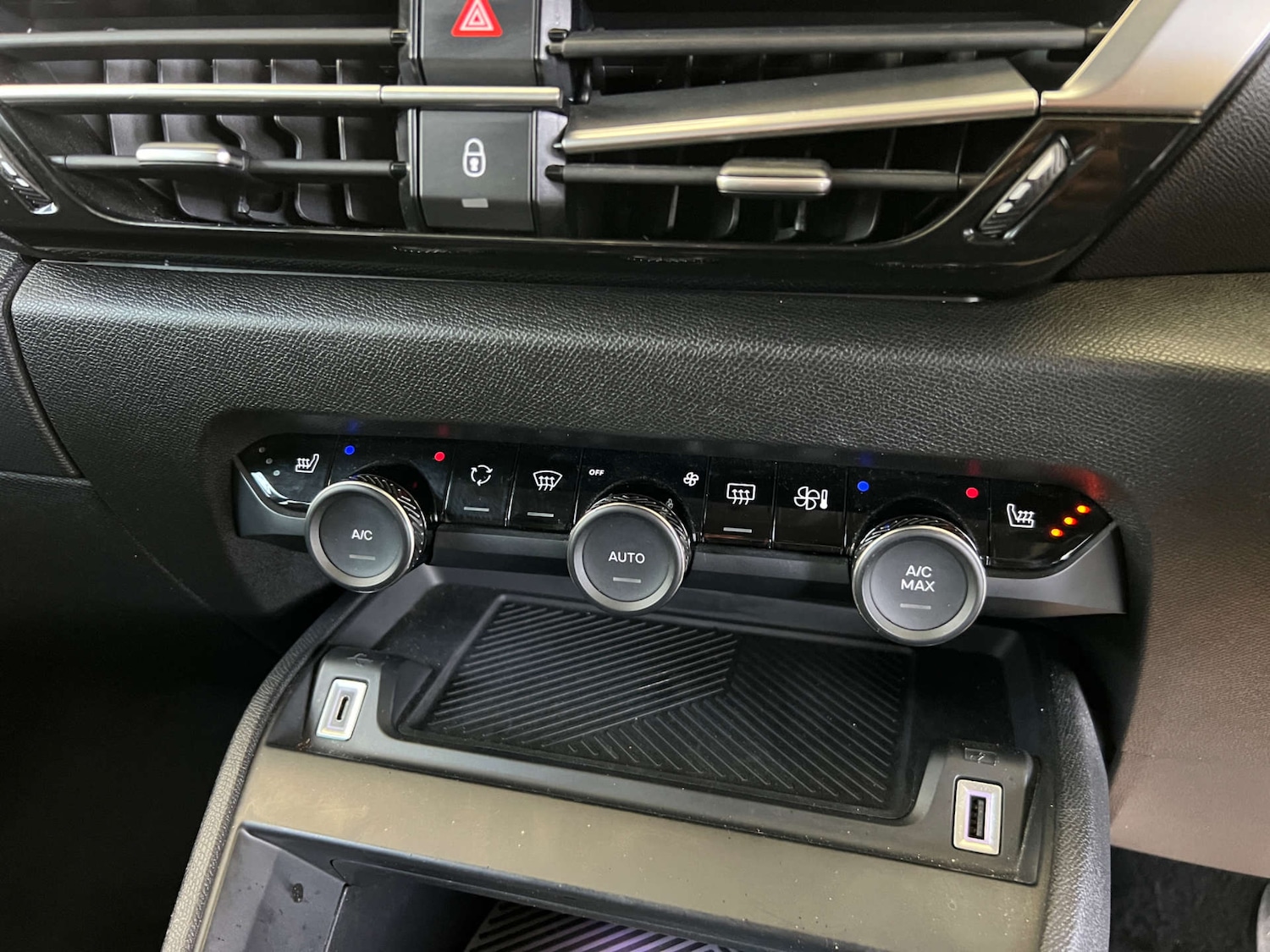 Used Citroen C4 2023 for sale - 76940198: Photo 16