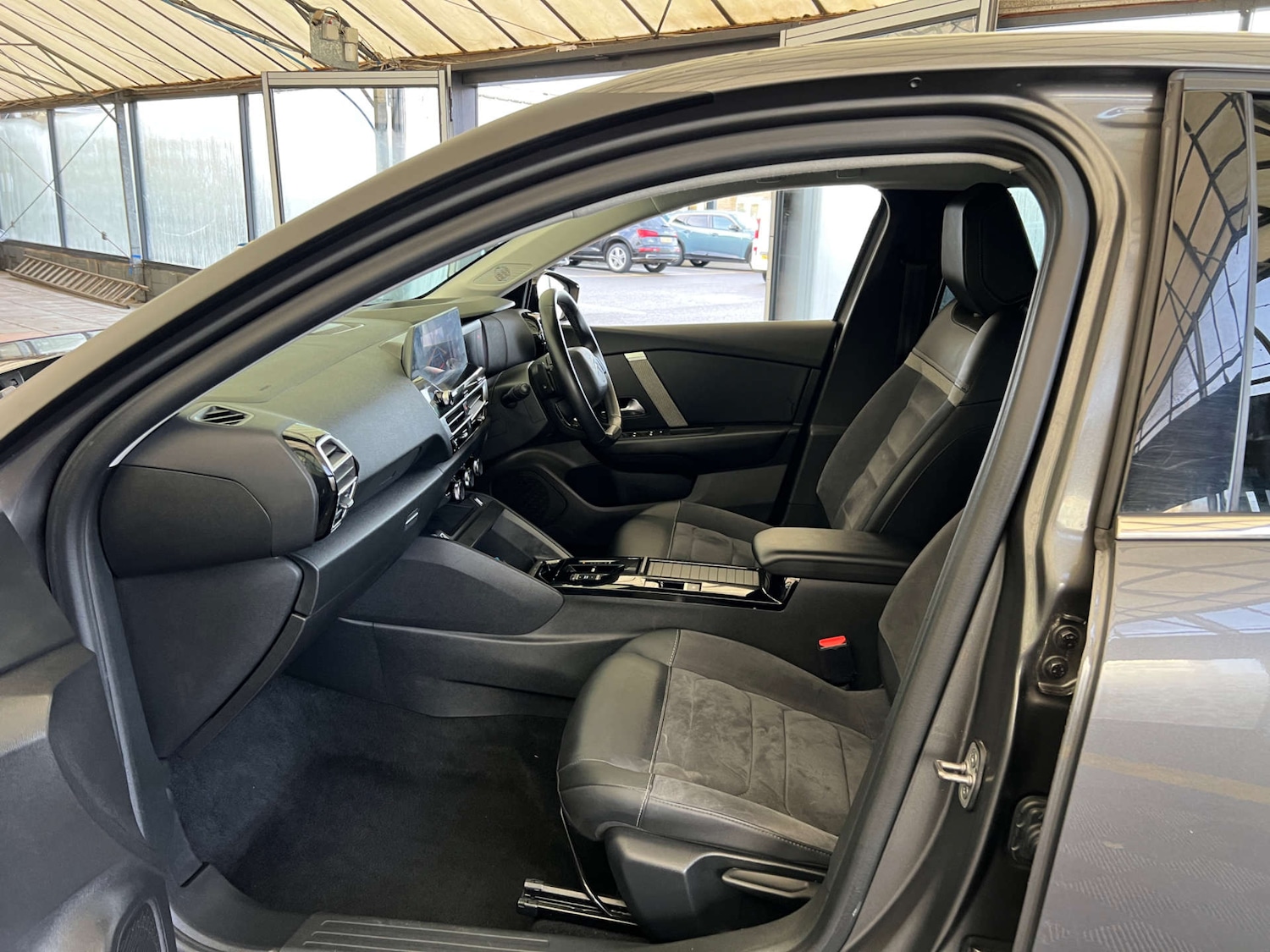 Used Citroen C4 2023 for sale - 76940198: Photo 24