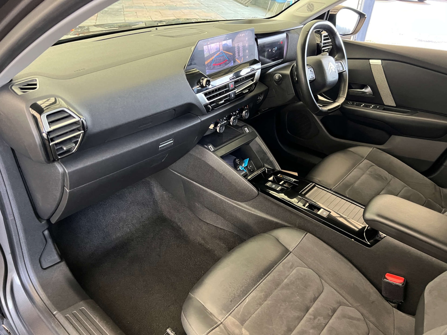 Used Citroen C4 2023 for sale - 76940198: Photo 27