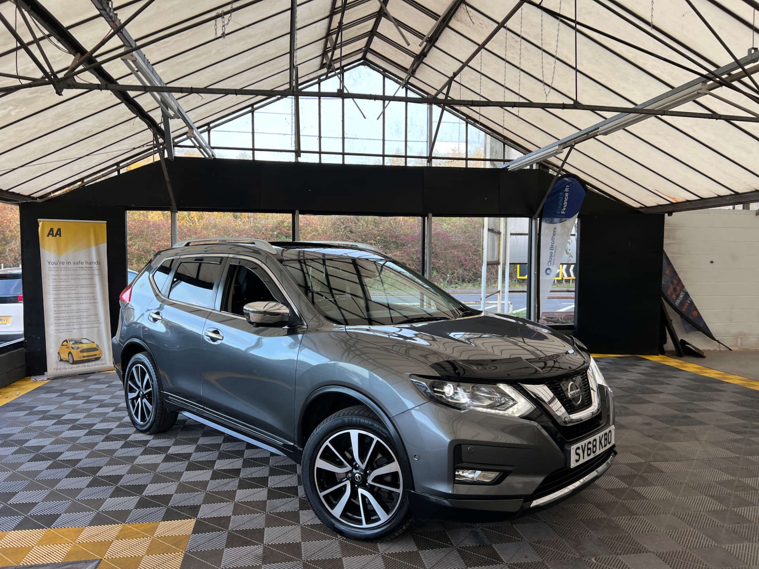 Used Nissan X-Trail 2018 for sale - 76412001: Photo 1