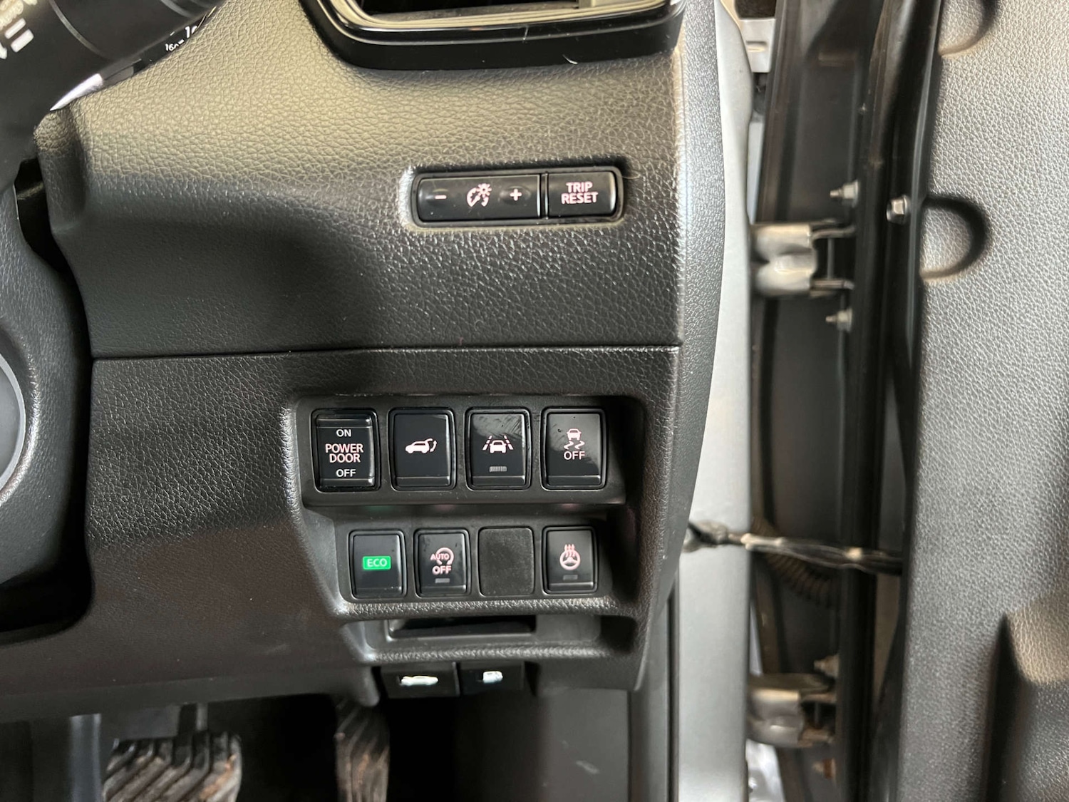 Used Nissan X-Trail 2018 for sale - 76412001: Photo 17